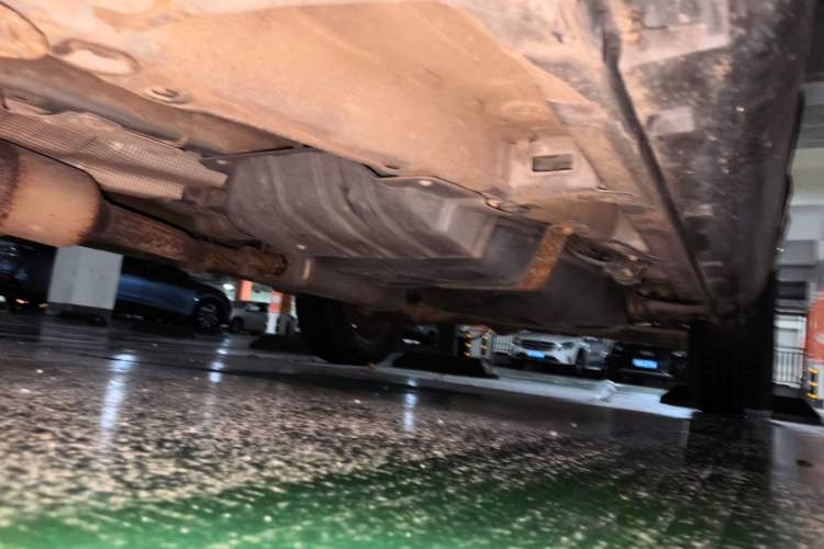 Used Geely Auto Emgrand X7 Sport 2016 2.0L Manual ZhiShang Version Chassis Front Left