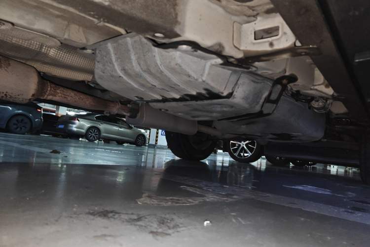 Used Geely Auto Emgrand X7 Sport 2016 1.8TD Automatic Smart Connectivity Version Chassis Front Left