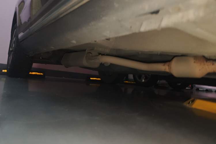 Used Geely Auto Emgrand X7 Sport 2016 1.8TD Automatic ZhiZun Version Chassis Front Right