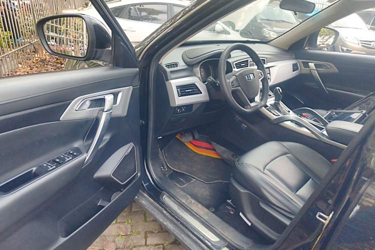 Used Geely Auto Emgrand X7 Sport 2016 1.8TD Automatic Smart Connectivity Version Driver Seat
