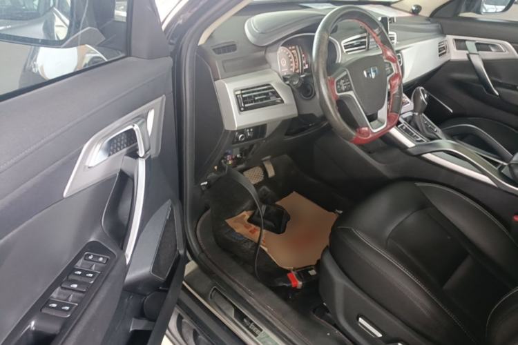Used Geely Auto Emgrand X7 Sport 2016 1.8TD Automatic Smart Model Driver Seat