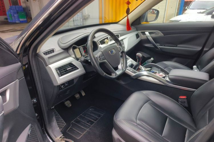 Used Geely Auto Emgrand X7 Sport 2016 2.0L Manual ZhiShang Version Driver Seat