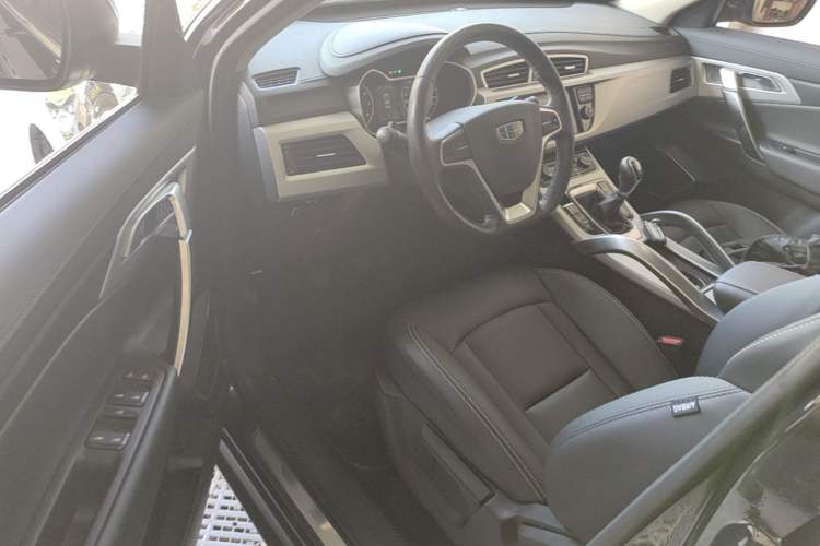 Used Geely Auto Emgrand X7 Sport 2016 2.0L Manual ZhiShang Version Driver Seat