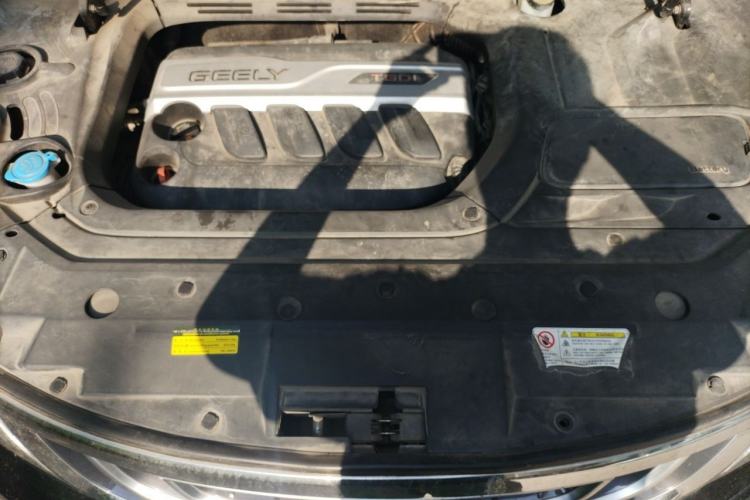 Used Geely Auto Emgrand X7 Sport 2016 1.8TD Automatic ZhiZun Version Engine Bay