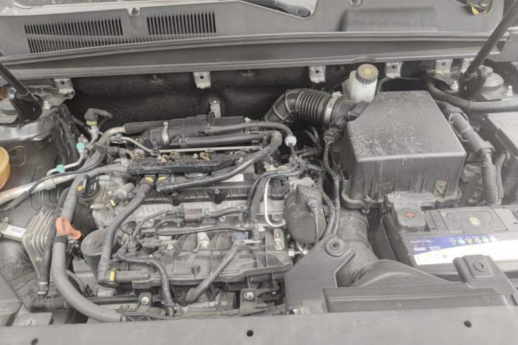 Used Geely Auto Emgrand X7 Sport 2016 1.8TD Automatic ZhiShang Model Engine Bay
