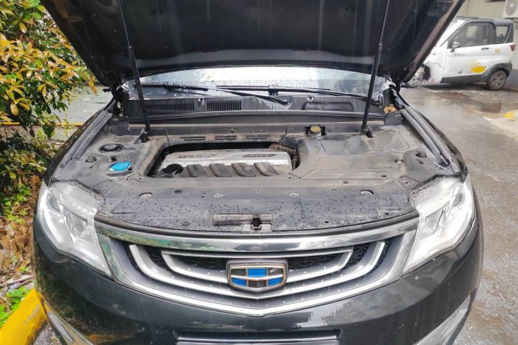 Used Geely Auto Emgrand X7 Sport 2016 1.8TD Automatic ZhiShang Model Engine Bay