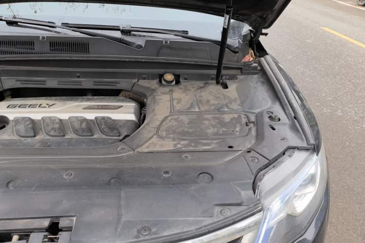 Used Geely Auto Emgrand X7 Sport 2016 1.8TD Automatic Smart Model Engine Bay Left