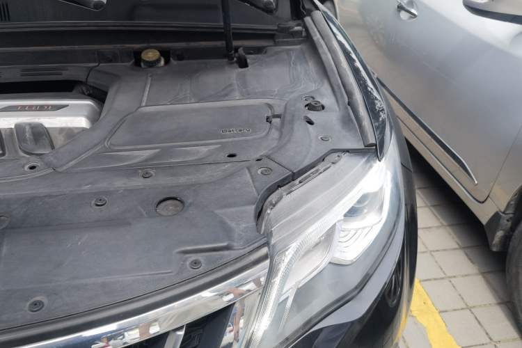 Used Geely Auto Emgrand X7 Sport 2016 1.8TD Automatic Smart Model Engine Bay Left