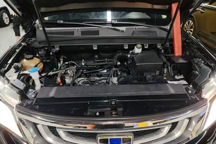 Used Geely Auto Emgrand X7 Sport 2016 1.8TD Automatic ZhiShang Model Engine Bay