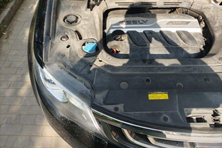 Used Geely Auto Emgrand X7 Sport 2016 1.8TD Automatic ZhiZun Version Engine Bay Right