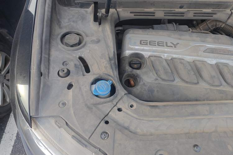 Used Geely Auto Emgrand X7 Sport 2016 1.8TD Automatic Smart Model Engine Bay Right