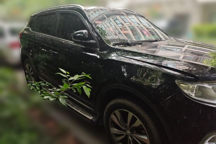 Used Geely Auto Emgrand X7 Sport 2016 1.8TD Automatic Smart Connectivity Version Front Right 45 Deg