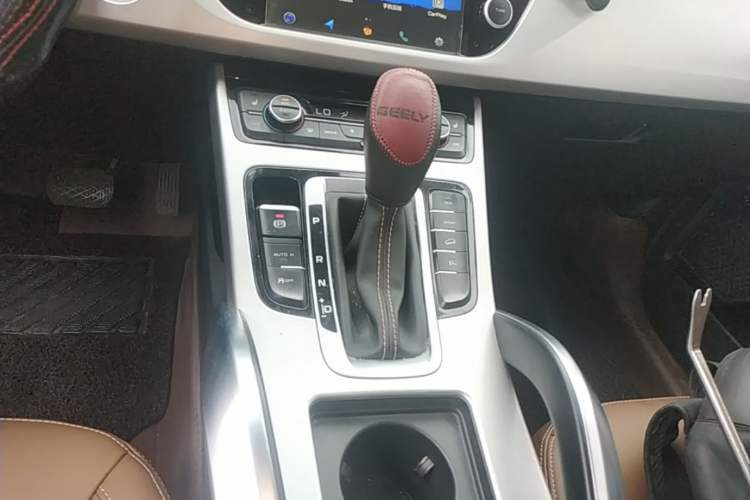 Used Geely Auto Emgrand X7 Sport 2016 1.8TD Automatic ZhiZun Version Gear Lever