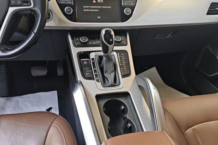 Used Geely Auto Emgrand X7 Sport 2016 1.8TD Automatic ZhiZun Version Gear Lever