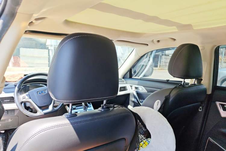 Used Geely Auto Emgrand X7 Sport 2016 1.8TD Automatic Smart Model Headliner
