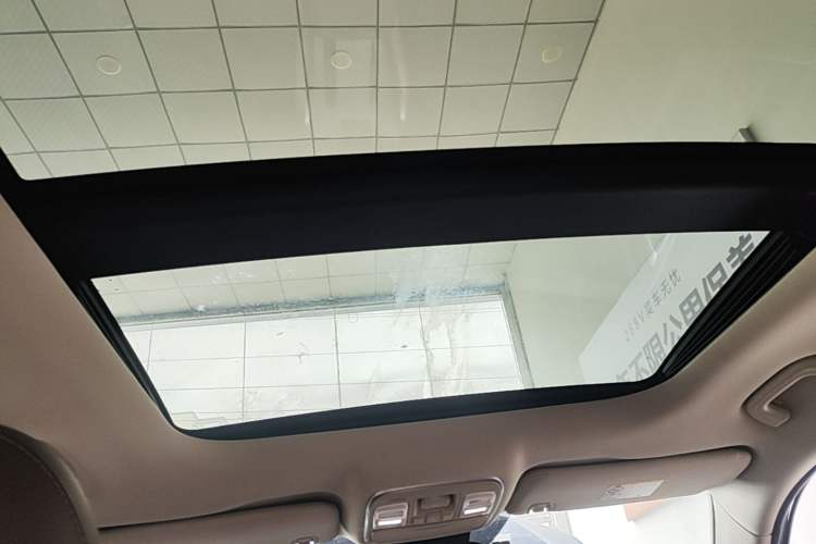 Used Geely Auto Emgrand X7 Sport 2016 1.8TD Automatic ZhiZun Version Headliner