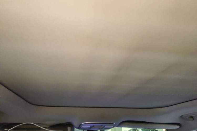 Used Geely Auto Emgrand X7 Sport 2016 2.0L Manual Smart Connect Version Headliner