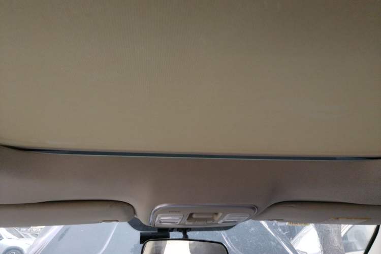Used Geely Auto Emgrand X7 Sport 2016 1.8TD Automatic Smart Connectivity Version Headliner