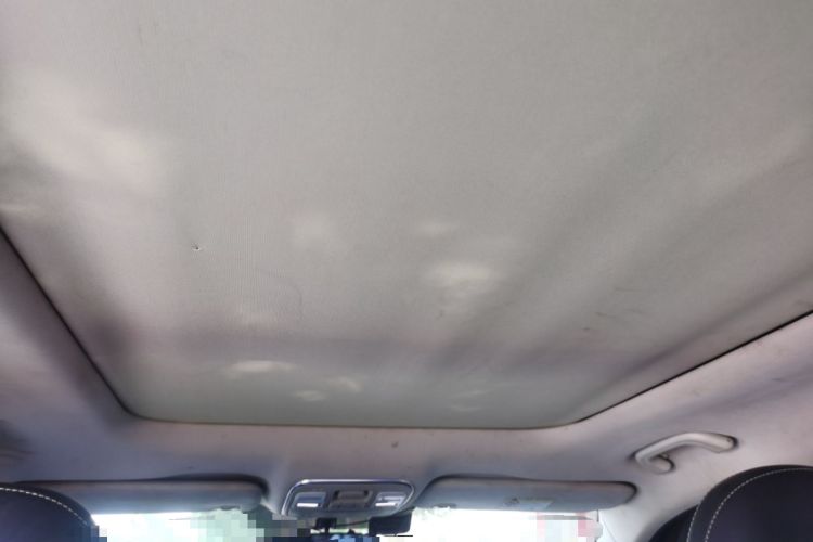 Used Geely Auto Emgrand X7 Sport 2016 2.0L Manual ZhiShang Version Headliner