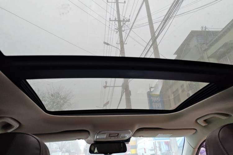 Used Geely Auto Emgrand X7 Sport 2016 1.8TD Automatic ZhiZun Version Headliner