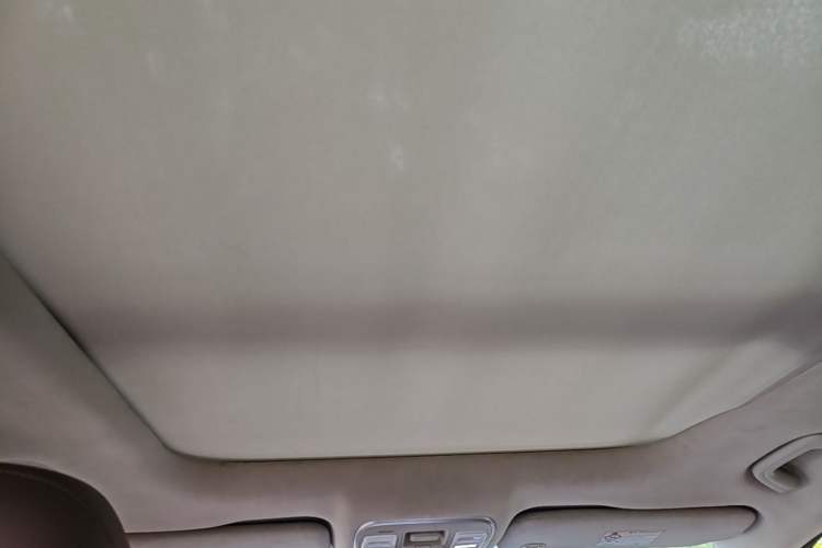 Used Geely Auto Emgrand X7 Sport 2016 1.8TD Automatic All-Wheel-Drive ZhiZun Edition Headliner