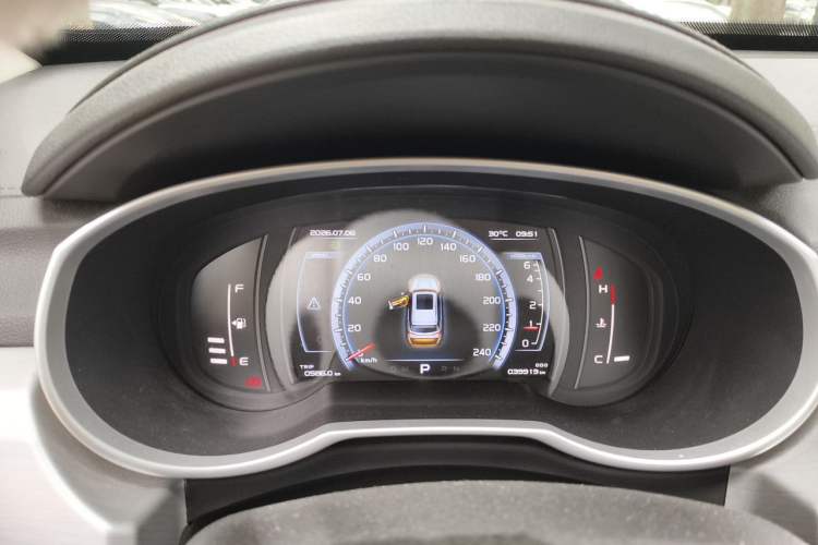 Used Geely Auto Emgrand X7 Sport 2016 1.8TD Automatic ZhiZun Version Instrument Cluster