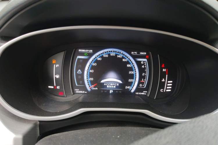 Used Geely Auto Emgrand X7 Sport 2016 1.8TD Automatic All-Wheel-Drive ZhiZun Edition Instrument Cluster
