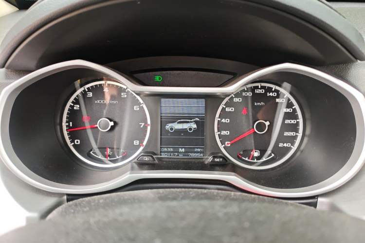 Used Geely Auto Emgrand X7 Sport 2016 2.0L Manual ZhiShang Version Instrument Cluster