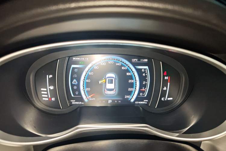 Used Geely Auto Emgrand X7 Sport 2016 1.8TD Automatic ZhiZun Version Instrument Cluster