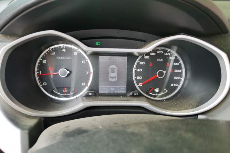 Used Geely Auto Emgrand X7 Sport 2016 2.0L Manual ZhiShang Version Instrument Cluster