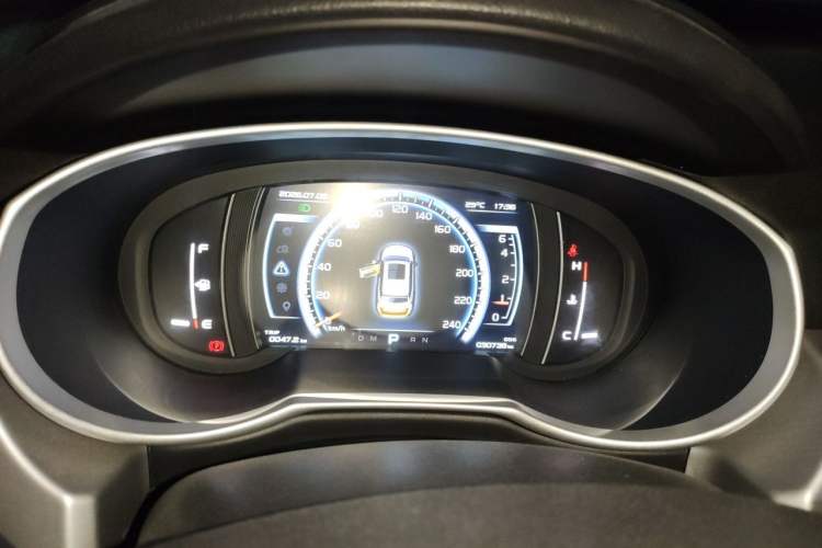 Used Geely Auto Emgrand X7 Sport 2016 1.8TD Automatic All-Wheel-Drive ZhiZun Edition Instrument Cluster