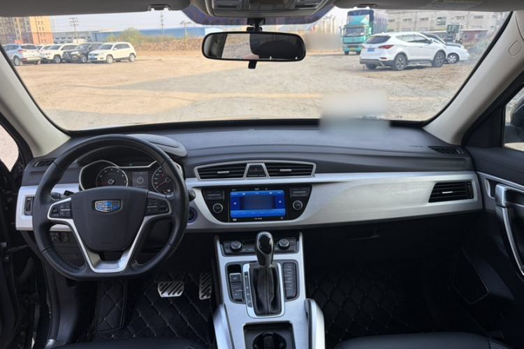 Used Geely Auto Emgrand X7 Sport 2016 1.8TD Automatic ZhiShang Model Interior 1
