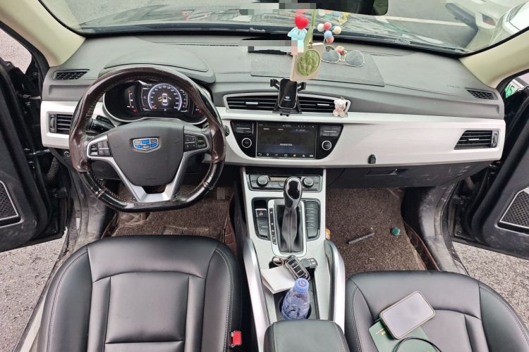 Used Geely Auto Emgrand X7 Sport 2016 1.8TD Automatic Smart Connectivity Version Interior 2
