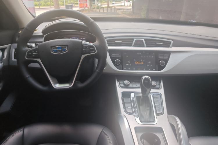 Used Geely Auto Emgrand X7 Sport 2016 1.8TD Automatic Smart Model Interior 2