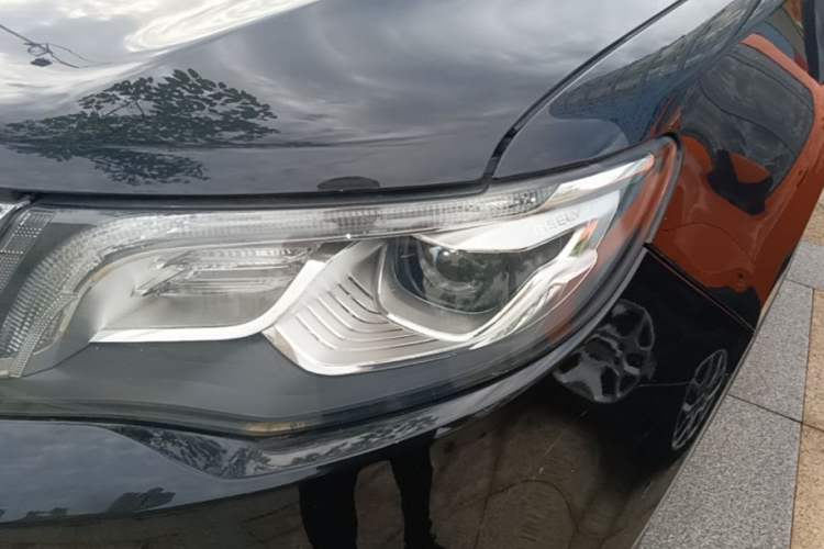 Used Geely Auto Emgrand X7 Sport 2016 1.8TD Automatic ZhiZun Version Left Front Headlight