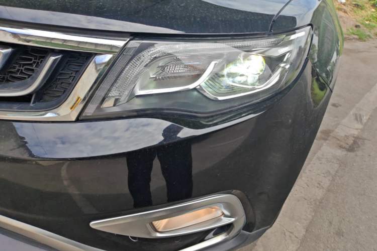 Used Geely Auto Emgrand X7 Sport 2016 1.8TD Automatic Smart Model Left Front Headlight