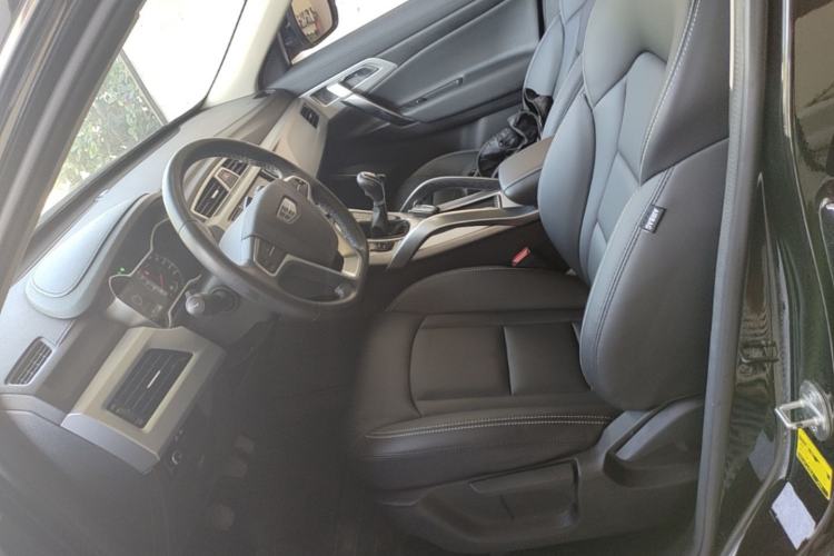 Used Geely Auto Emgrand X7 Sport 2016 2.0L Manual ZhiShang Version Left Front Seat