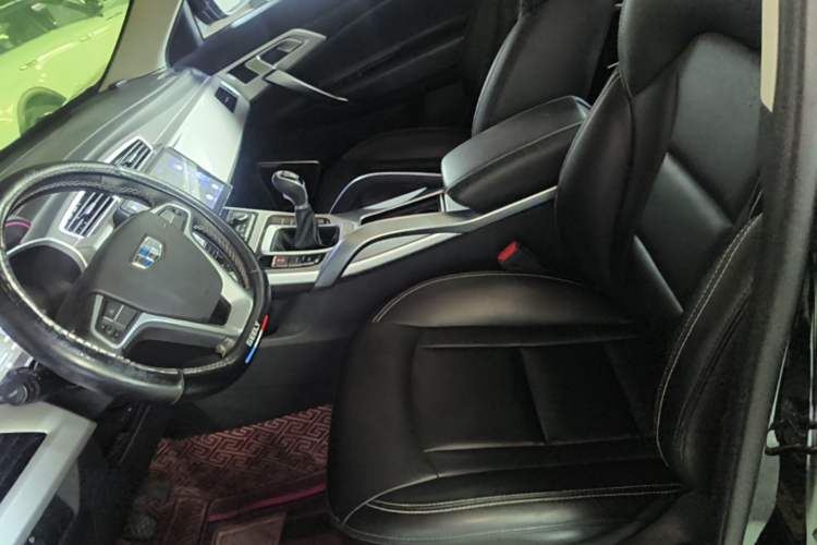 Used Geely Auto Emgrand X7 Sport 2016 2.0L Manual Smart Connect Version Left Front Seat