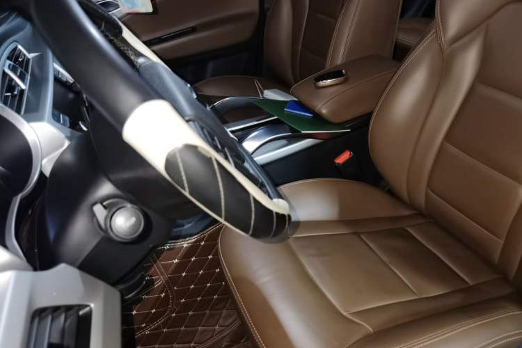 Used Geely Auto Emgrand X7 Sport 2016 1.8TD Automatic ZhiZun Version Left Front Seat