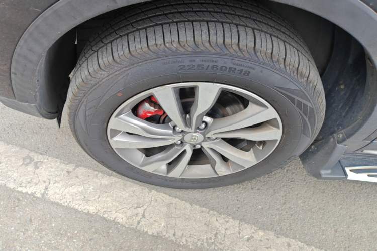 Used Geely Auto Emgrand X7 Sport 2016 1.8TD Automatic Smart Model Left Front Wheel Hub