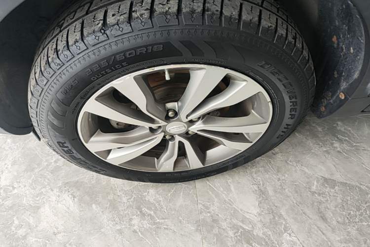 Used Geely Auto Emgrand X7 Sport 2016 1.8TD Automatic ZhiZun Version Left Front Wheel Hub