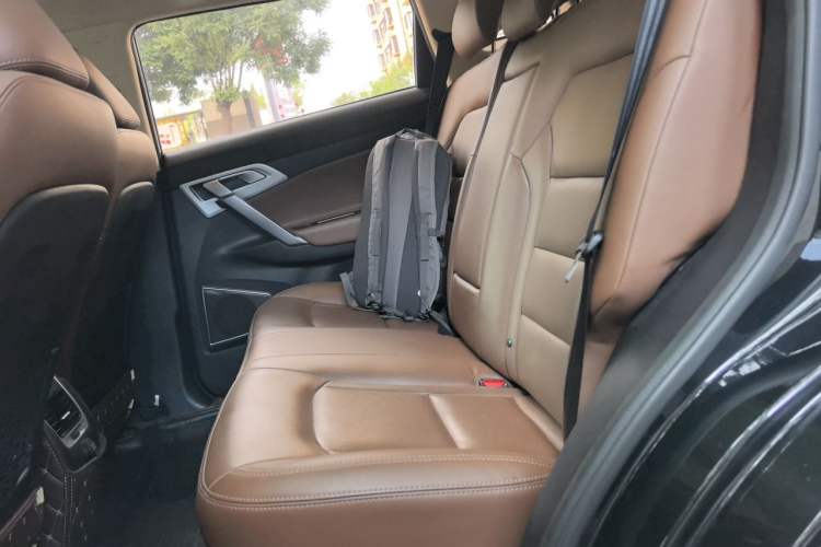 Used Geely Auto Emgrand X7 Sport 2016 1.8TD Automatic ZhiZun Version Left Rear Seat