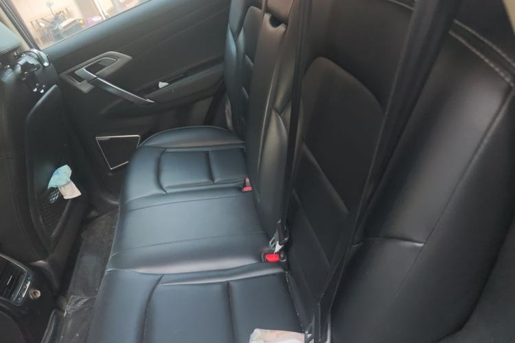 Used Geely Auto Emgrand X7 Sport 2016 1.8TD Automatic Smart Connectivity Version Left Rear Seat