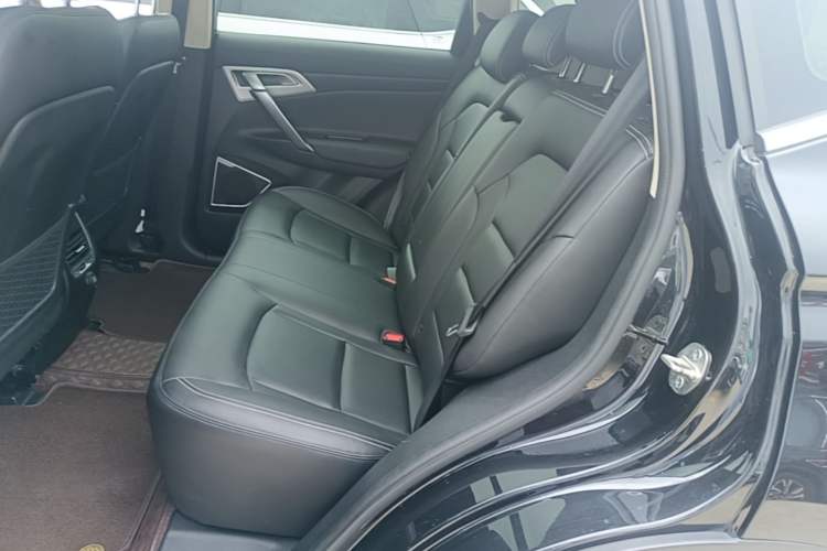 Used Geely Auto Emgrand X7 Sport 2016 1.8TD Automatic Smart Model Left Rear Seat