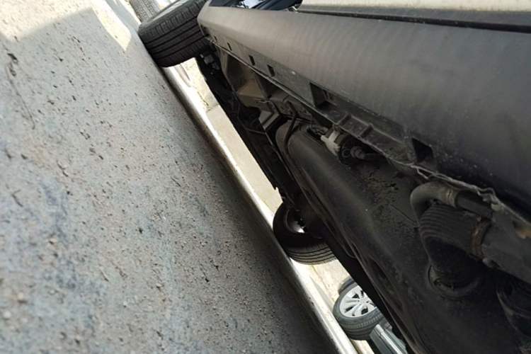Used Geely Auto Emgrand X7 Sport 2016 1.8TD Automatic Smart Model Left Side Sill