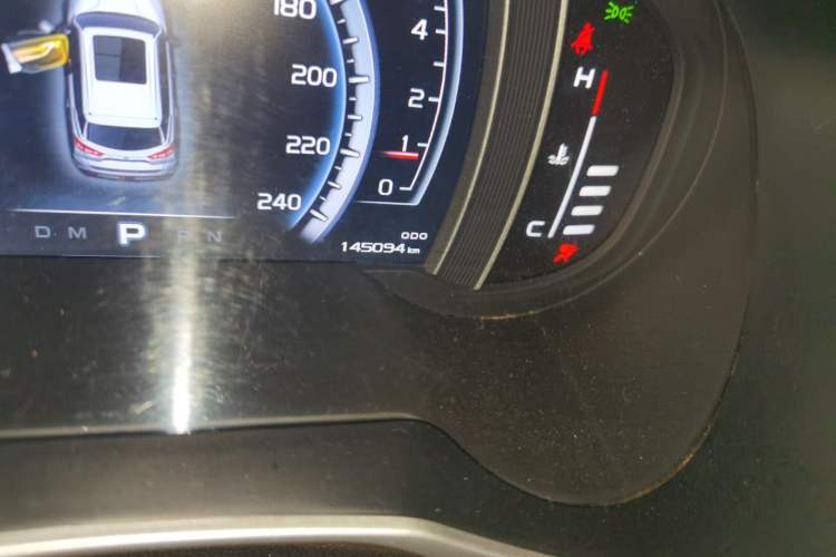 Used Geely Auto Emgrand X7 Sport 2016 1.8TD Automatic ZhiZun Version Odometer Close Up