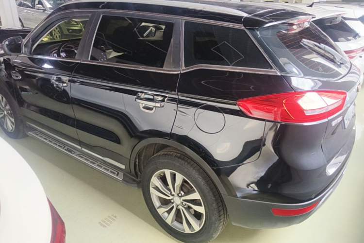 Used Geely Auto Emgrand X7 Sport 2016 2.0L Manual Smart Connect Version Rear Left 45 Deg