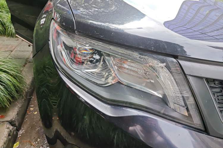 Used Geely Auto Emgrand X7 Sport 2016 1.8TD Automatic Smart Model Right Front Headlight