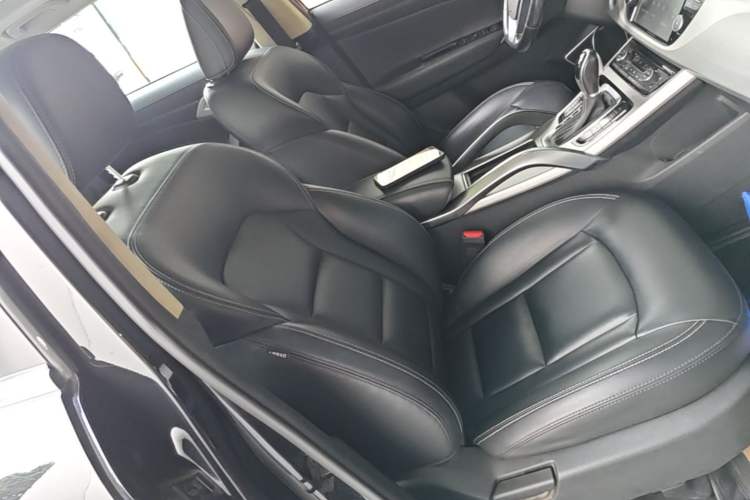 Used Geely Auto Emgrand X7 Sport 2016 1.8TD Automatic Smart Model Right Front Seat