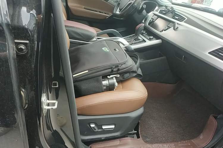 Used Geely Auto Emgrand X7 Sport 2016 1.8TD Automatic ZhiZun Version Right Front Seat